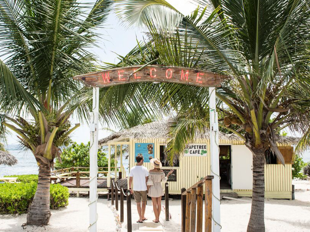 Shopping and Dining in the Cayman Islands
