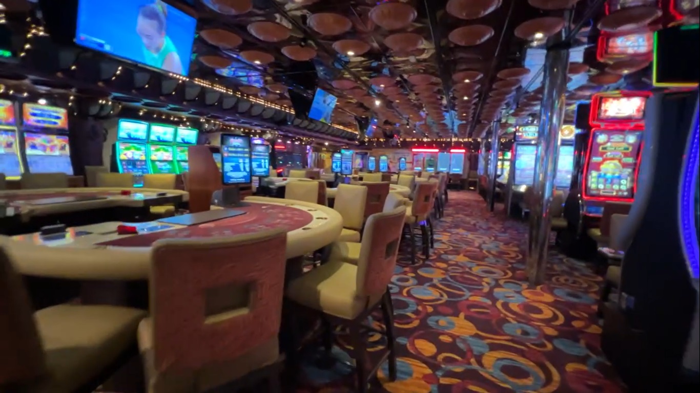Cruise Ship Tours – Tour and Walkthrough of the Majestic Casino on Cruise Ship Carnival Paradise