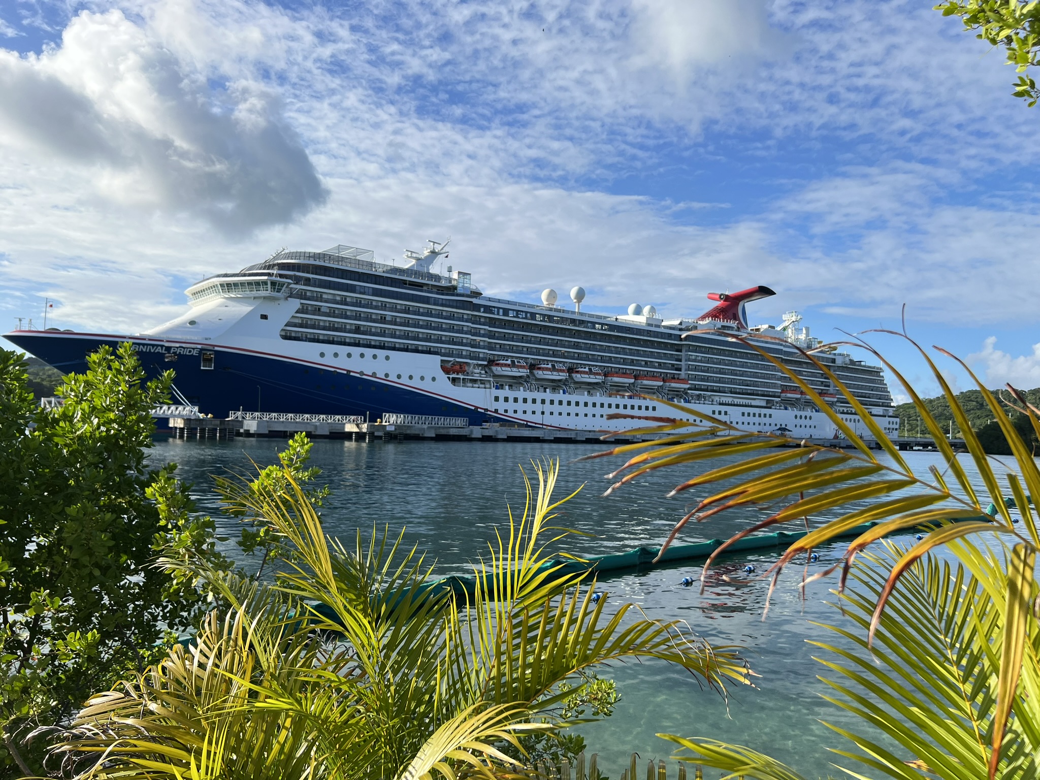 Cruise Ship Reviews – Cruise Ship Carnival Pride Review Including Likes and Dislikes of the Ship
