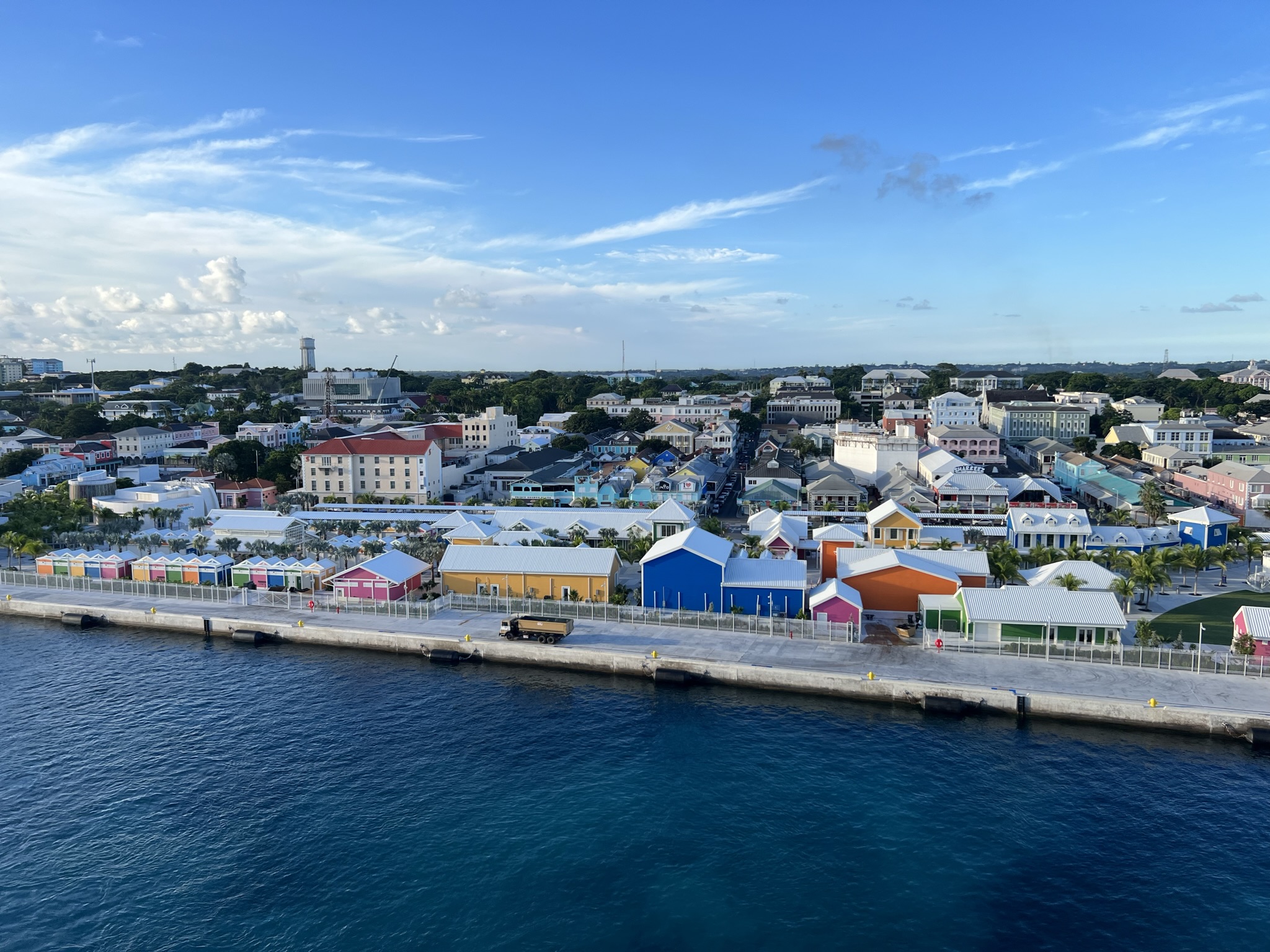 Cruise Port Guides - The Bahamas New Nassau Cruise Port Guide
