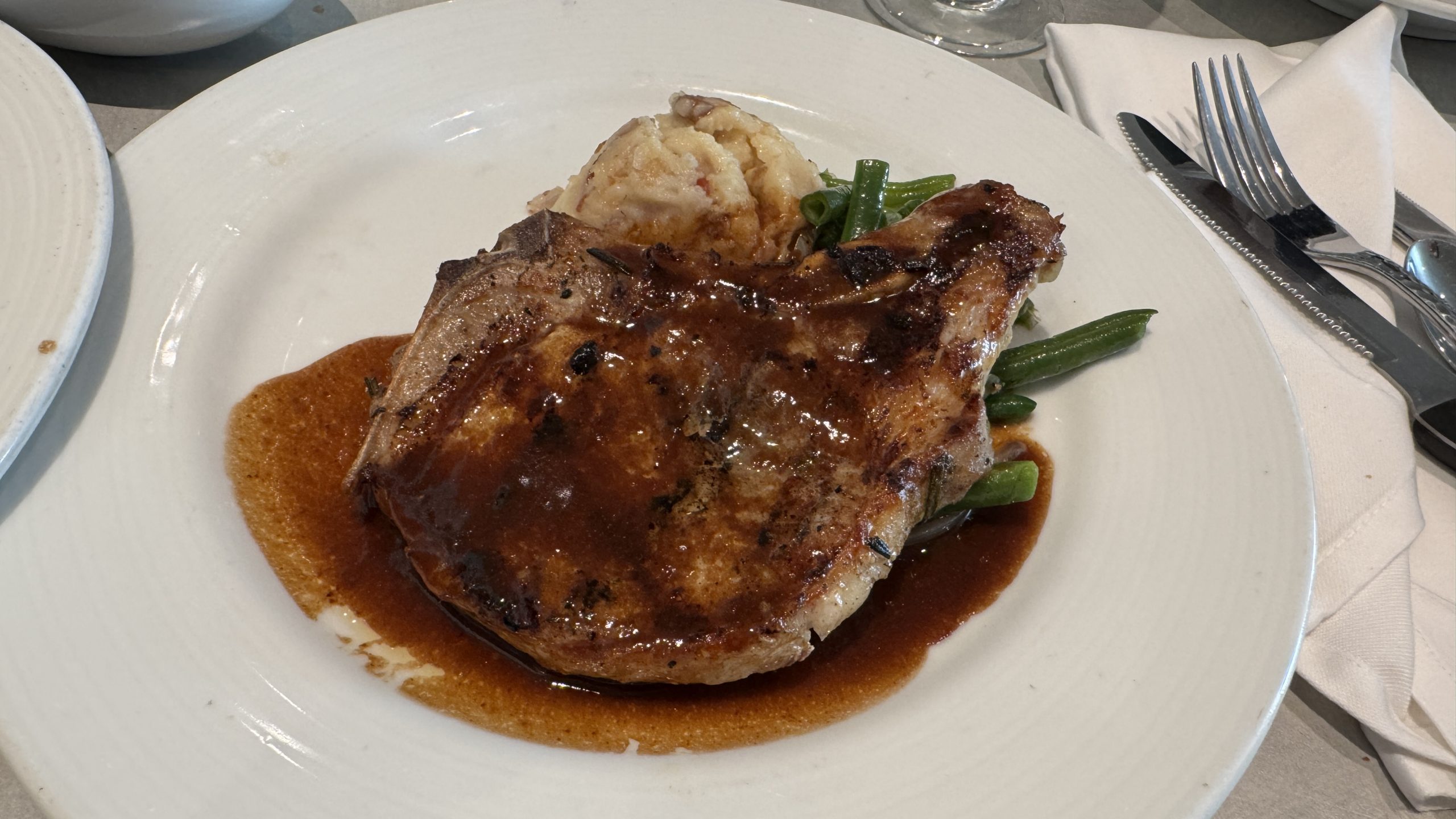 Carnival Venezia Food Tour - Free and Specialty Restaurant Guide
